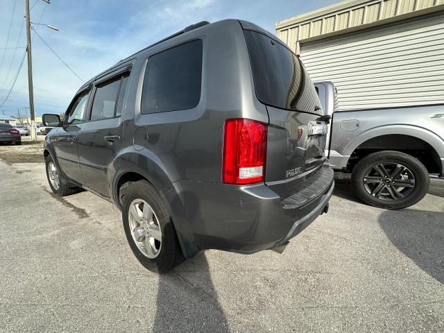 5FNYF4H55BB035792 - 2011 HONDA PILOT EXL GRAY photo 3