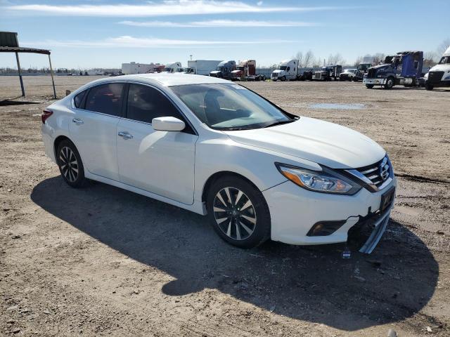 1N4AL3AP8JC159315 - 2018 NISSAN ALTIMA 2.5 WHITE photo 4