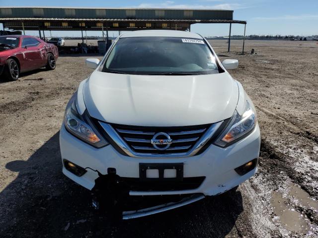 1N4AL3AP8JC159315 - 2018 NISSAN ALTIMA 2.5 WHITE photo 5