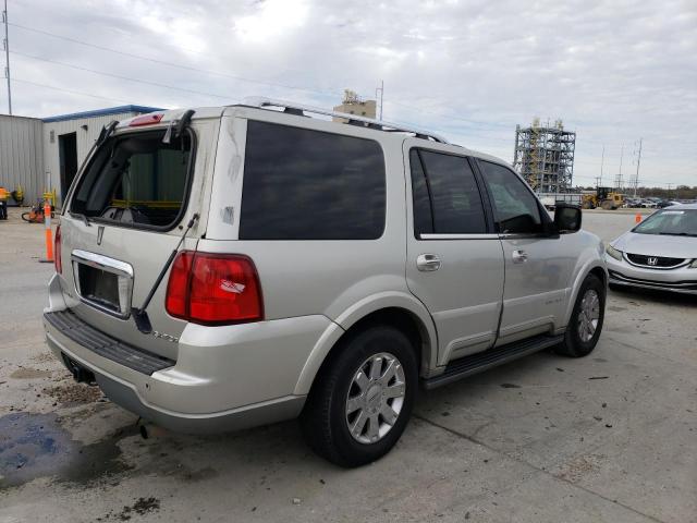 5LMFU27R44LJ34537 - 2004 LINCOLN NAVIGATOR 银色 照片 3