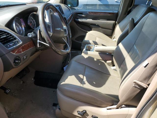 2A4RR8DG2BR759688 - 2011 CHRYSLER TOWN & COU TOURING L GOLD photo 7