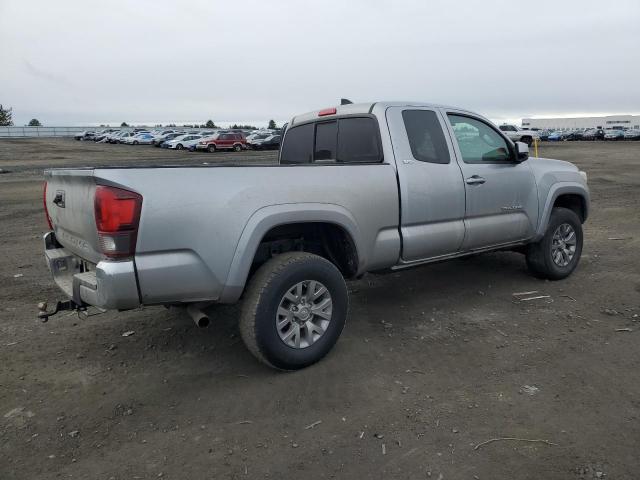 5TFSX5EN1JX062960 - 2018 TOYOTA TACOMA ACCESS CAB SILVER photo 3