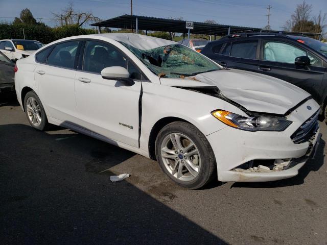 3FA6P0LU2JR137078 - 2018 FORD FUSION SE HYBRID WHITE photo 4