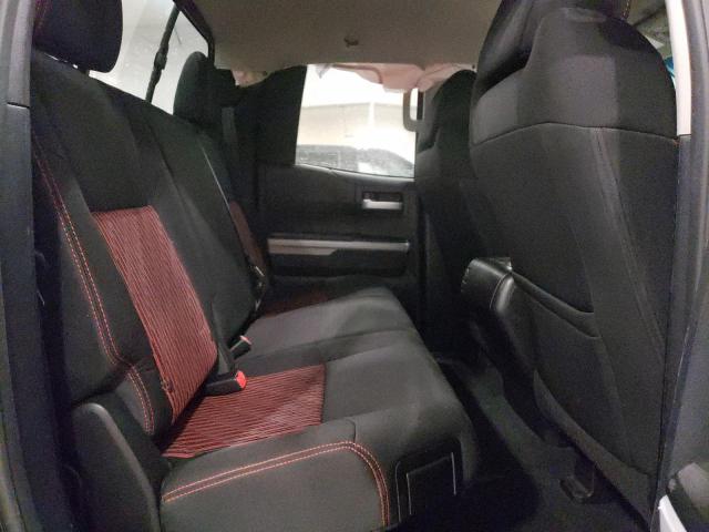 5TFUW5F12FX442761 - 2015 TOYOTA TUNDRA DOUBLE CAB SR/SR5 BLACK photo 10