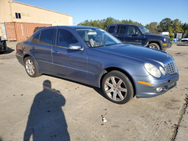 WDBUF56X07B029304 - 2007 MERCEDES-BENZ E 350 BLUE photo 4