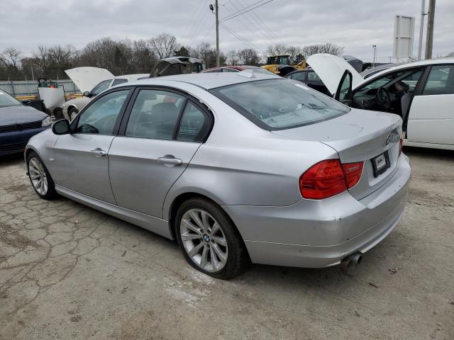 WBAPH5G50BNM84230 - 2011 BMW 328 I SULEV SILVER photo 2