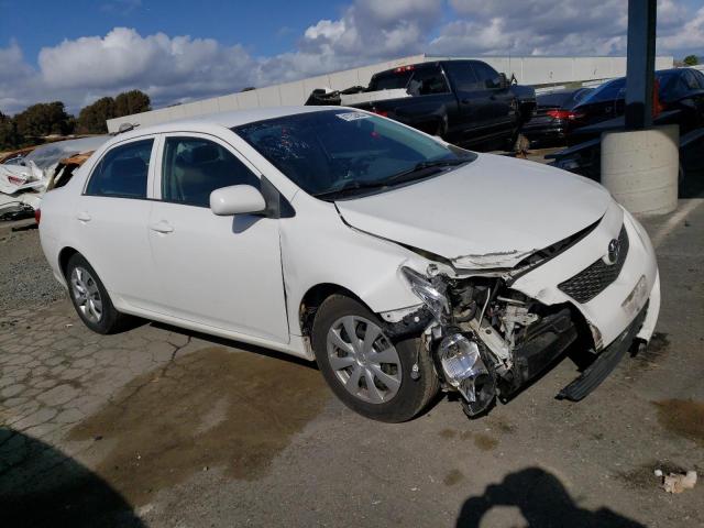 1NXBU4EE1AZ321785 - 2010 TOYOTA COROLLA BASE WHITE photo 4