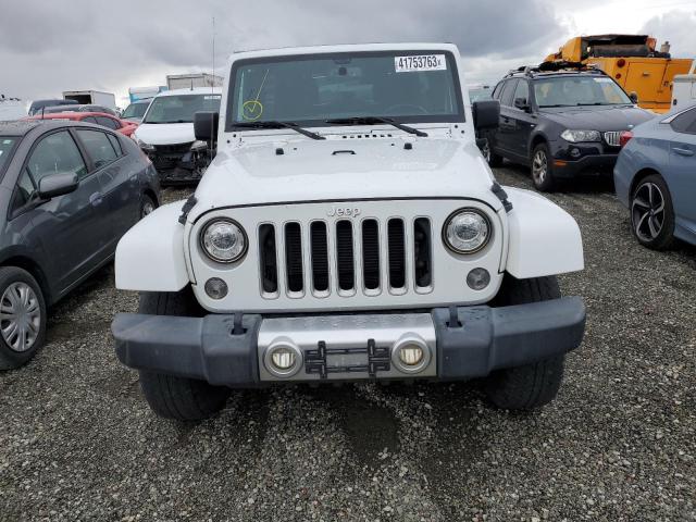 1C4HJWEG5JL924197 - 2018 JEEP WRANGLER U SAHARA WHITE photo 5