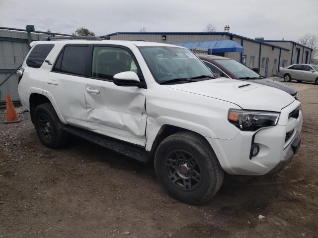 JTEBU5JR1L5765812 - 2020 TOYOTA 4RUNNER SR5/SR5 PREMIUM 白色 照片 4