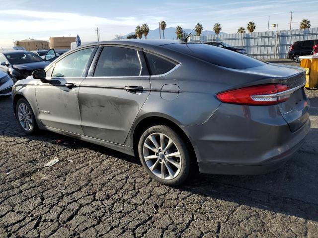 3FA6P0LU8HR266243 - 2017 FORD FUSION SE HYBRID GRAY photo 2