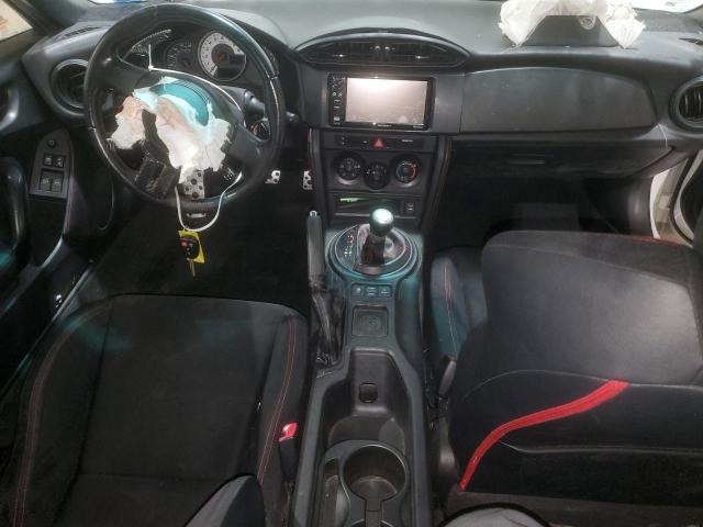 JF1ZNAA17G8705191 - 2016 TOYOTA SCION FR-S WHITE photo 8