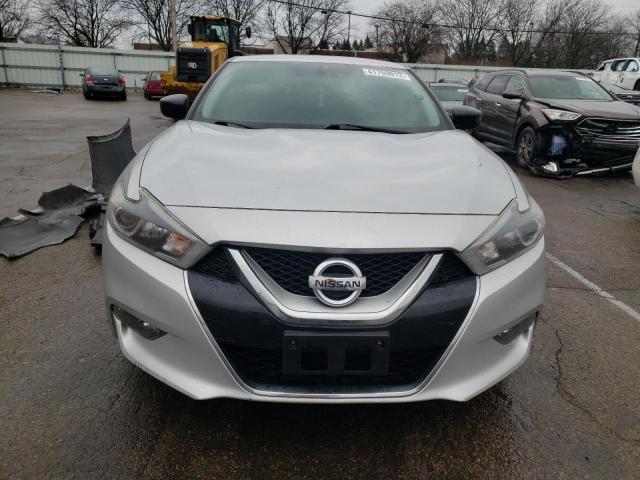 1N4AA6AP1HC431429 - 2017 NISSAN MAXIMA 3.5S SILVER photo 5