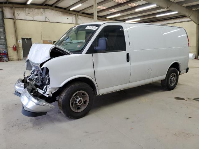 1GTW7AFG6J1902793 - 2018 GMC SAVANA G2500 WHITE photo 1