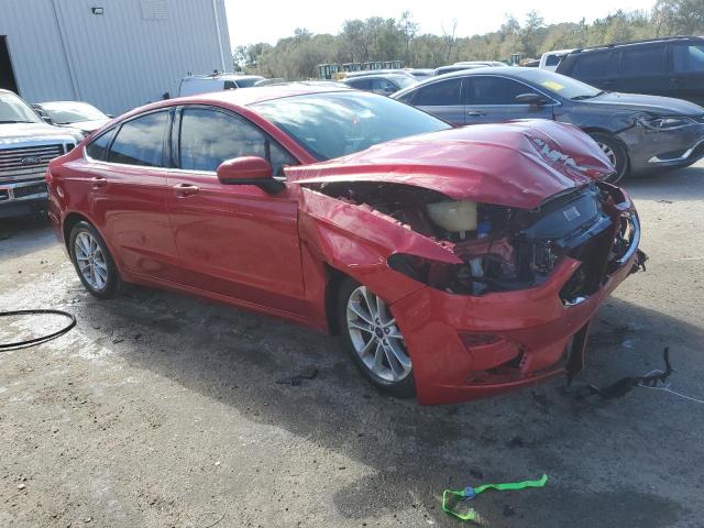 3FA6P0HD7LR104377 - 2020 FORD FUSION SE MAROON photo 4