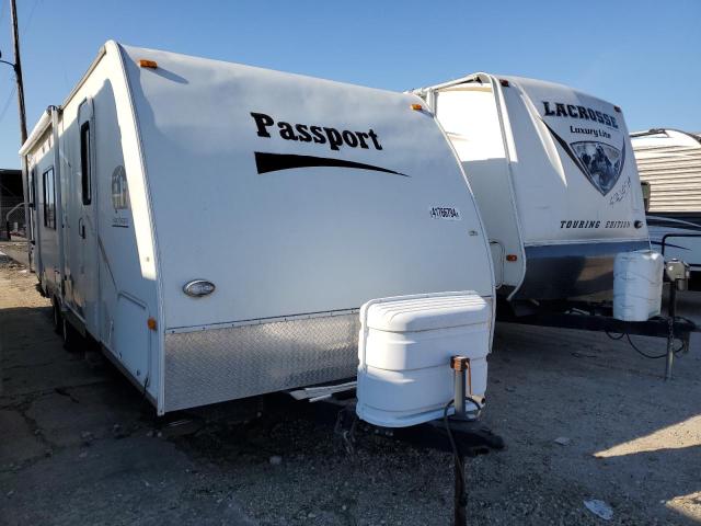 4YDT2852296410709 - 2009 KEYSTONE PASSPORT 白色 照片 1