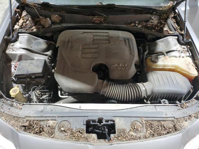 2C3CCAAG4EH327501 - 2014 CHRYSLER 300 SILVER photo 11
