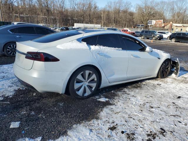 5YJSA1E27LF401170 - 2020 TESLA MODEL S WHITE photo 3