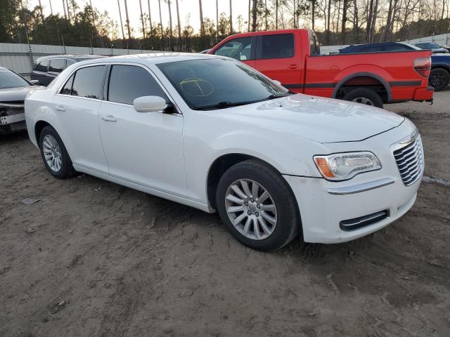 2C3CCAAG6DH658773 - 2013 CHRYSLER 300 WHITE photo 4