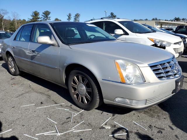 1G6KD57Y48U144602 - 2008 CADILLAC DTS TAN photo 4