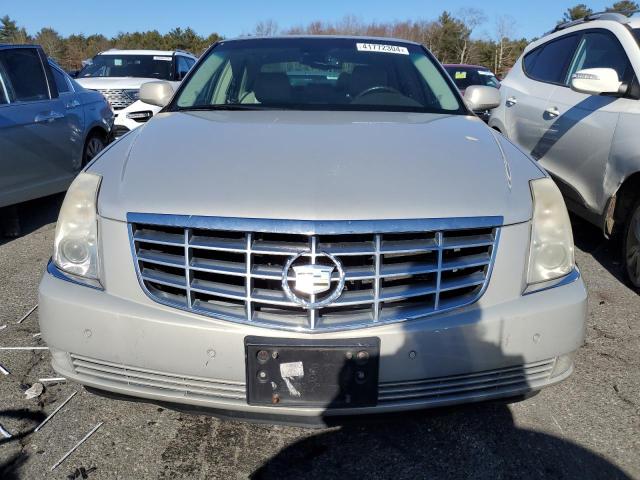 1G6KD57Y48U144602 - 2008 CADILLAC DTS TAN photo 5