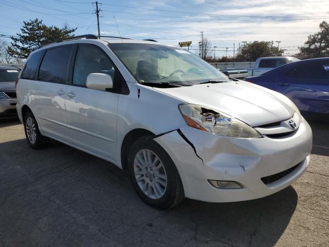 5TDBK22C99S027830 - 2009 TOYOTA SIENNA XLE WHITE photo 4