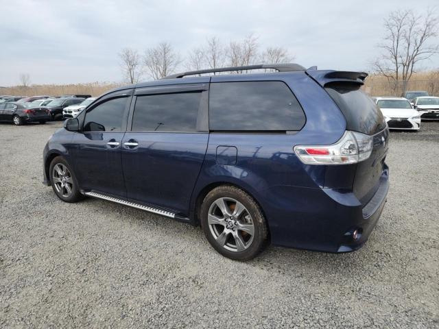 5TDXZ3DC9JS958384 - 2018 TOYOTA SIENNA SE BLUE photo 3