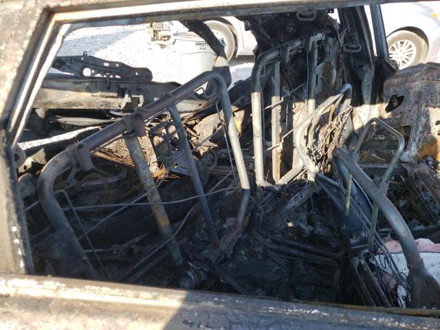 2T1KR32E55C459546 - 2005 TOYOTA MATRIX XR WHITE photo 6