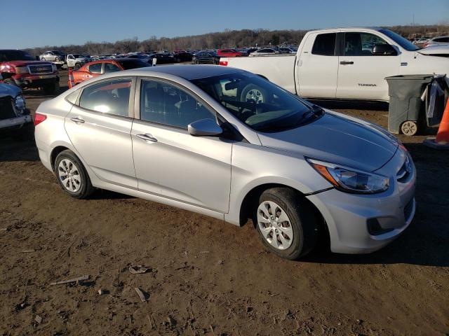 KMHCT4AE5HU171672 - 2017 HYUNDAI ACCENT SE SILVER photo 4