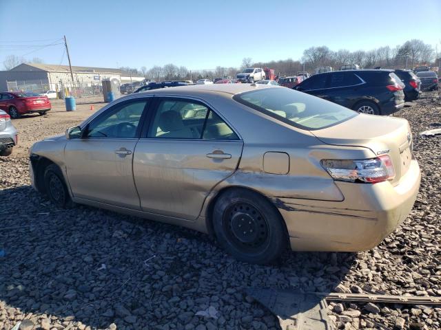 4T1BF3EK9AU058973 - 2010 TOYOTA CAMRY BASE GOLD photo 2