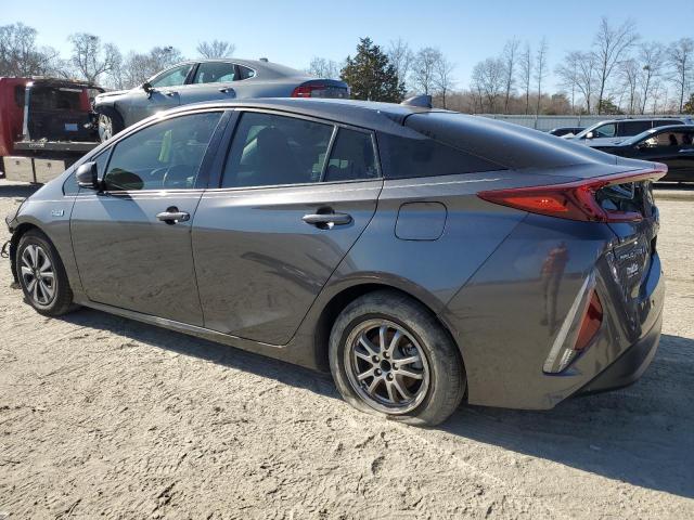 JTDKARFP5J3083116 - 2018 TOYOTA PRIUS PRIM GRAY photo 2