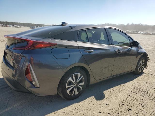 JTDKARFP5J3083116 - 2018 TOYOTA PRIUS PRIM ნაცრისფერი ფოტო 3