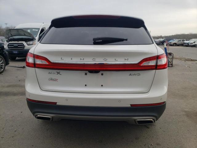 2LMTJ8LR8GBL43926 - 2016 LINCOLN MKX RESERVE WHITE photo 6