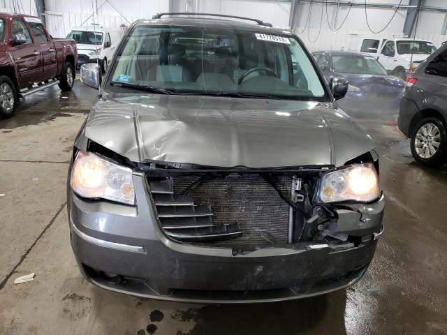 2A4RR5DXXAR290489 - 2010 CHRYSLER TOWN & COU TOURING ნაცრისფერი ფოტო 5