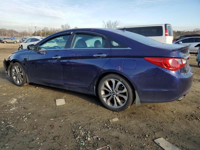 5NPEC4AB0DH762659 - 2013 HYUNDAI SONATA SE BLUE photo 2