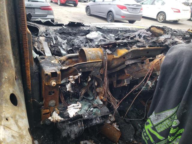 3C6TRVNG6JE114798 - 2018 RAM PROMASTER 1500 STANDARD BURN photo 9