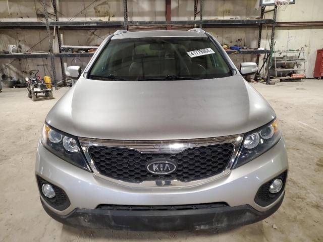 5XYKT3A61DG422072 - 2013 KIA SORENTO LX SILVER photo 5