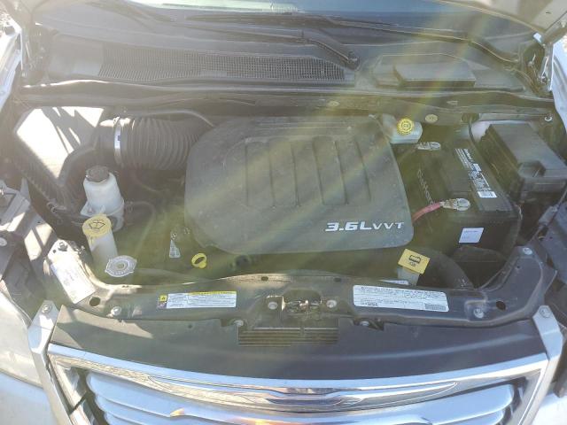 2C4RC1CG5CR106399 - 2012 CHRYSLER TOWN & COU TOURING L SILVER photo 12