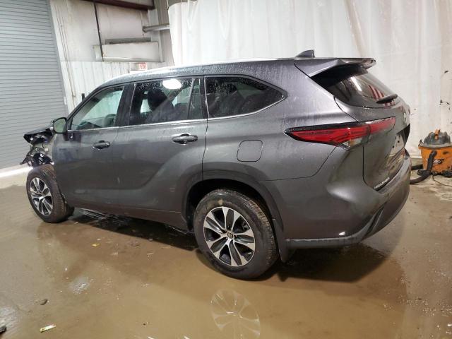 5TDGZRBH5NS222551 - 2022 TOYOTA HIGHLANDER XLE CHARCOAL photo 2