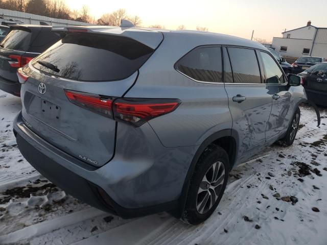 5TDHZRBH0MS059505 - 2021 TOYOTA HIGHLANDER XLE 蓝色 照片 3