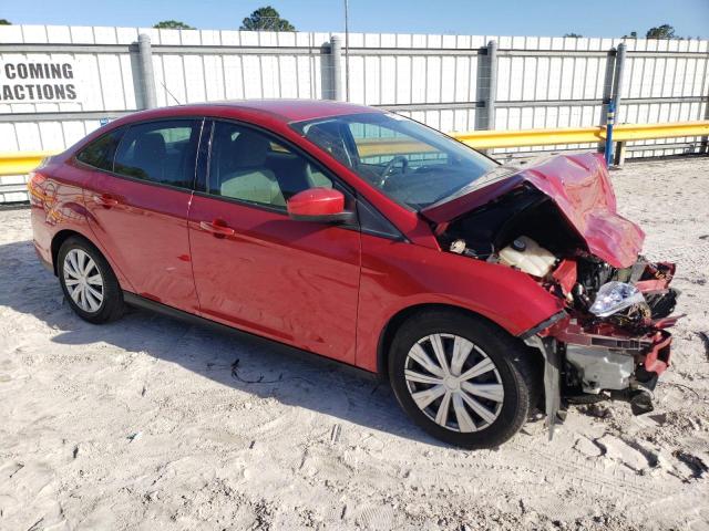 1FAHP3F26CL381306 - 2012 FORD FOCUS SE RED photo 4