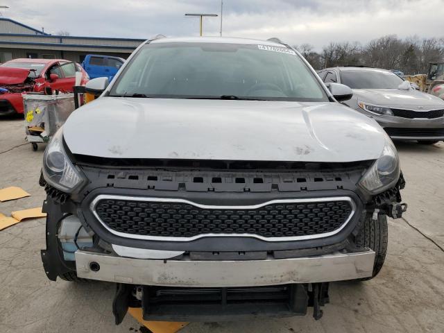 KNDCB3LC9J5149476 - 2018 KIA NIRO FE SILVER photo 5