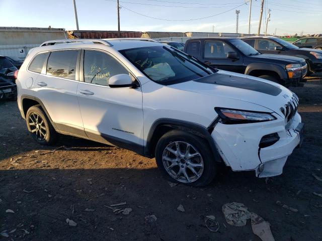 1C4PJLCB7GW257450 - 2016 JEEP CHEROKEE LATITUDE WHITE photo 4