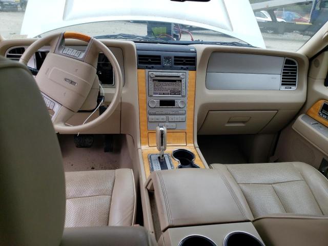 5LMFU28537LJ02825 - 2007 LINCOLN NAVIGATOR BEIGE photo 8