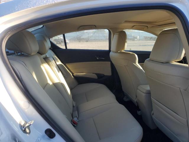 19UDE2F30JA002232 - 2018 ACURA ILX BASE WATCH PLUS WHITE photo 10