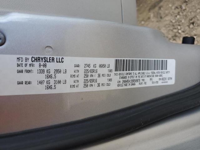 2A8HR54199R509878 - 2009 CHRYSLER TOWN & COU TOURING SILVER photo 13