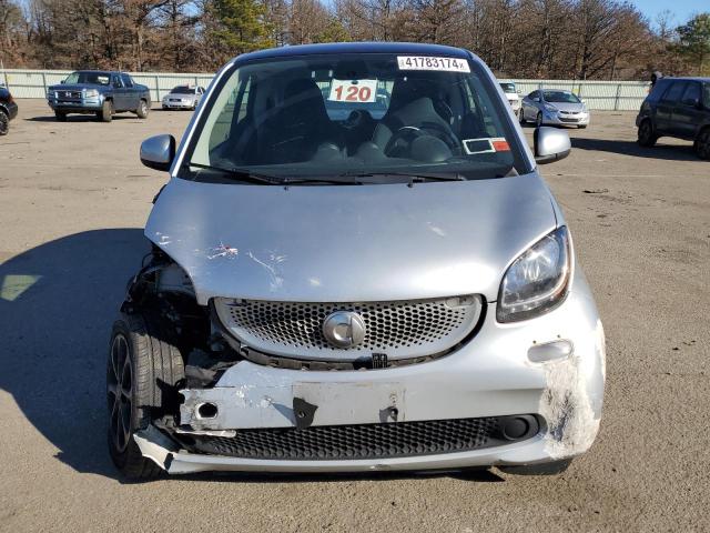 WMEFJ5DA3GK060619 - 2016 SMART FORTWO SILVER photo 5