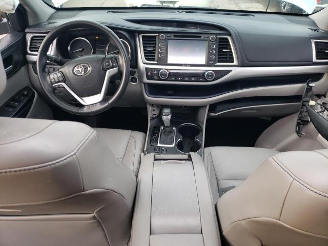 5TDKKRFH9FS097838 - 2015 TOYOTA HIGHLANDER XLE SILVER photo 8