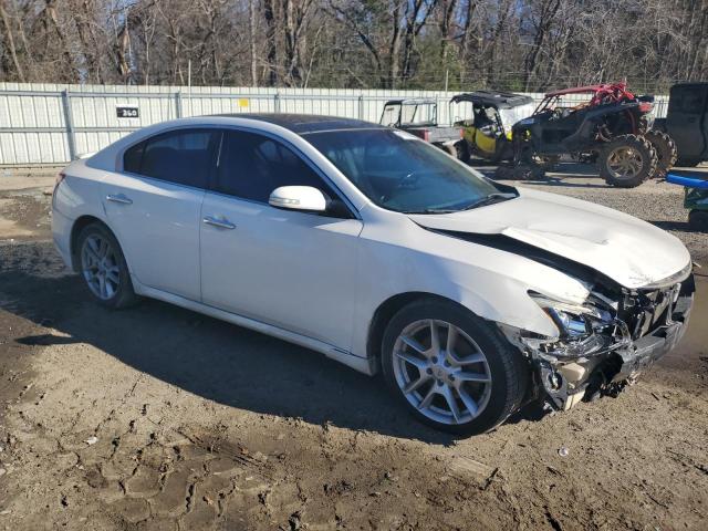 1N4AA5AP0AC871416 - 2010 NISSAN MAXIMA S WHITE photo 4