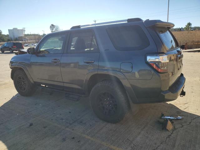 JTEZU5JR7L5227615 - 2020 TOYOTA 4RUNNER SR5 GRAY photo 2