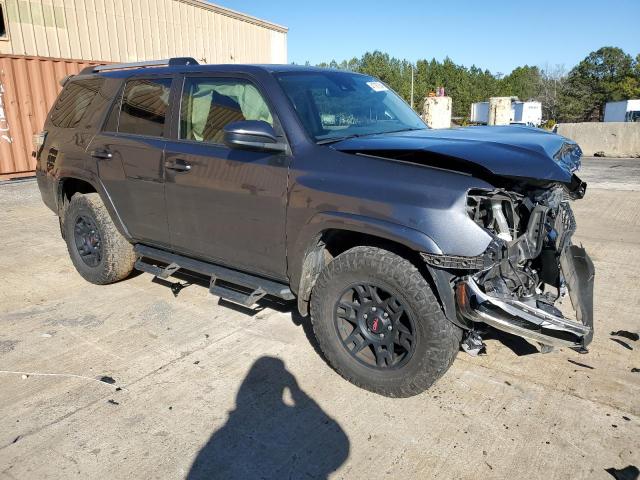 JTEZU5JR7L5227615 - 2020 TOYOTA 4RUNNER SR5 GRAY photo 4